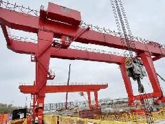 三思科技安全監(jiān)控系統(tǒng)助力中國最大地鐵門機！